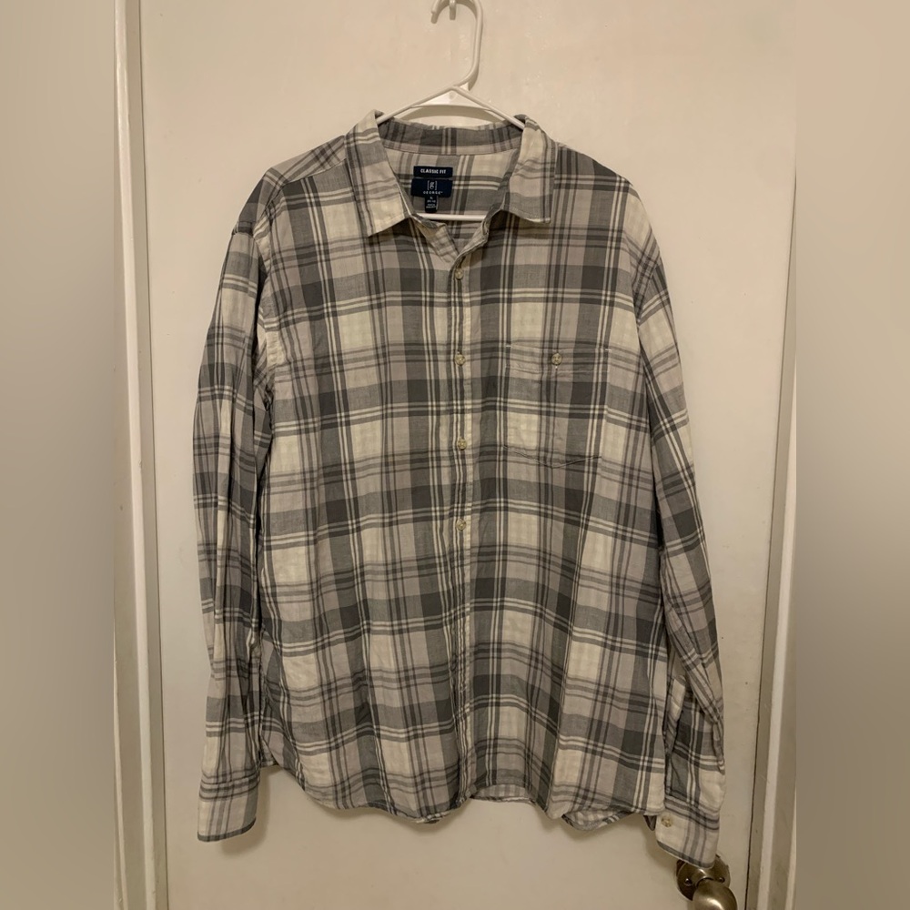 Button-Up Plaid Shirt - Gray & White XL